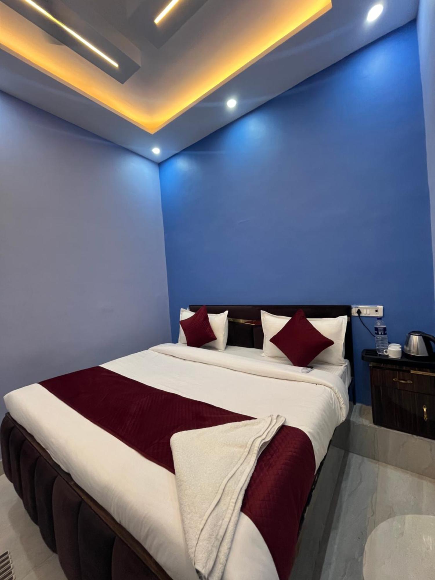 Hotel Vedas Villa Ayodhya By Admiral Suites Esterno foto